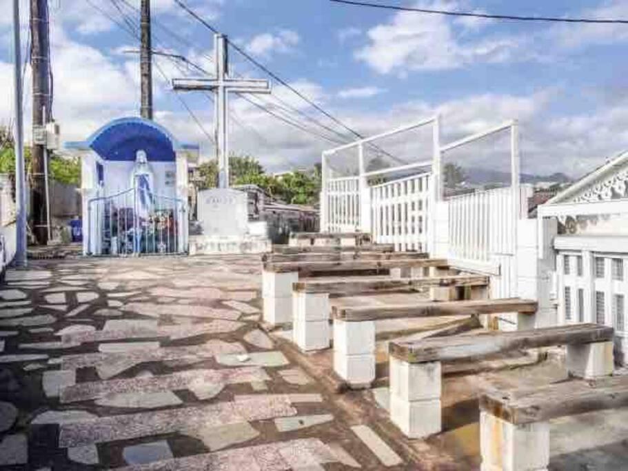 Appartement A 2 Pas De La Plage De Terre Sainte المظهر الخارجي الصورة
