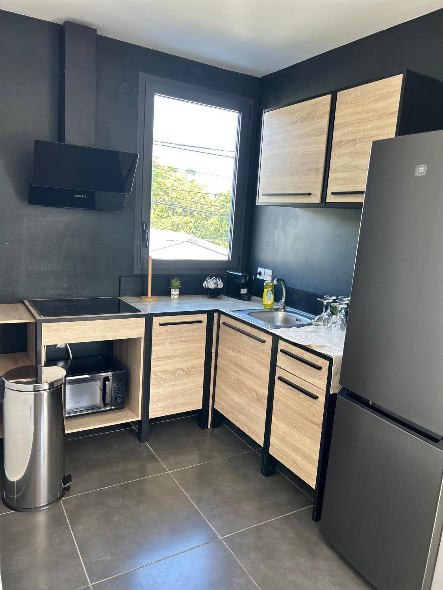 Appartement A 2 Pas De La Plage De Terre Sainte المظهر الخارجي الصورة